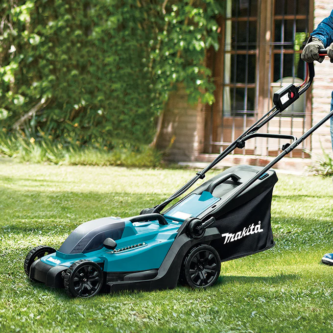 18V LXT 13" LAWN MOWER, 4.0AH X1KIT - Image 2