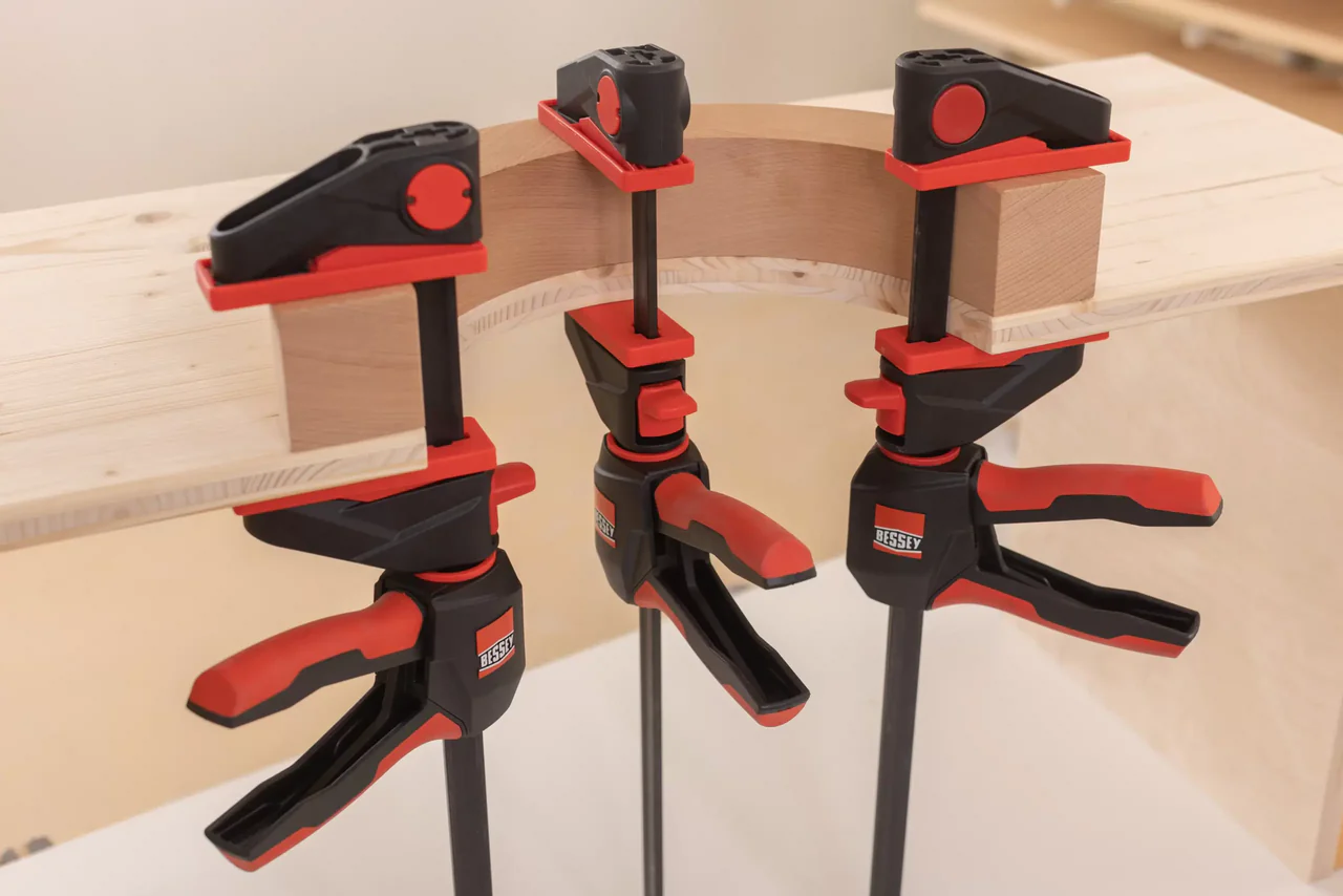 BESSEY 360 DEGREE 12" TRIGGER CLAMP - Image 3