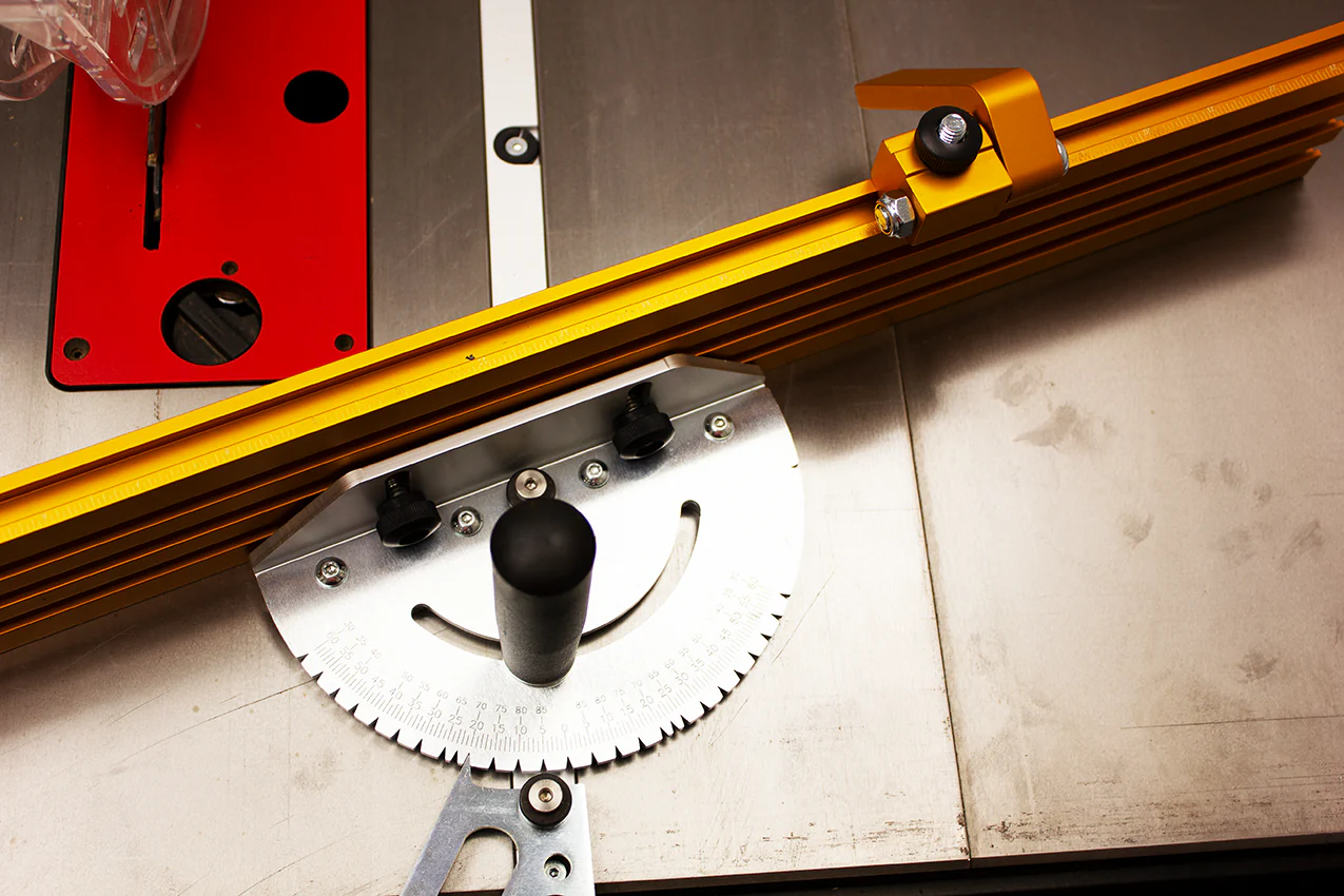 BUSY BEE DELUXE MITER GAUGE SYSTEM - Image 3