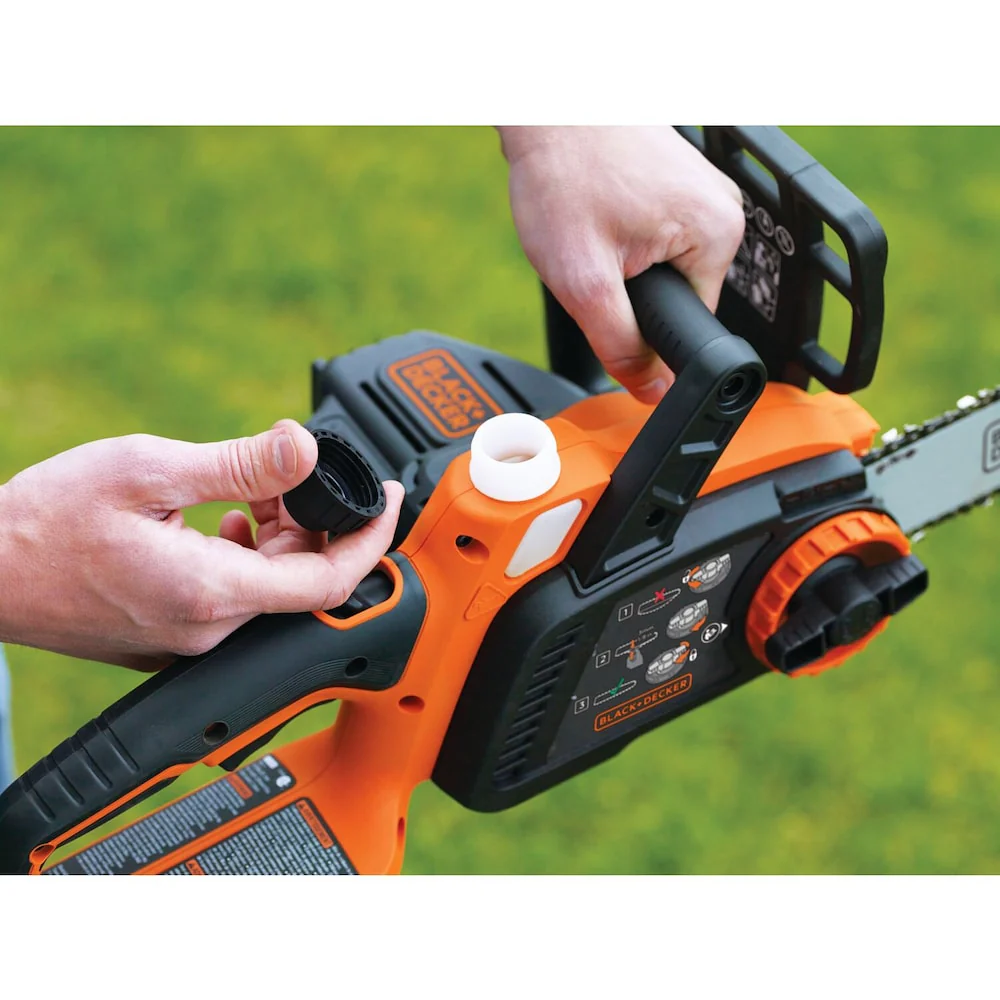 CHAINSAW 10V BLACK AND DECKER W/2AH BATT - Image 4