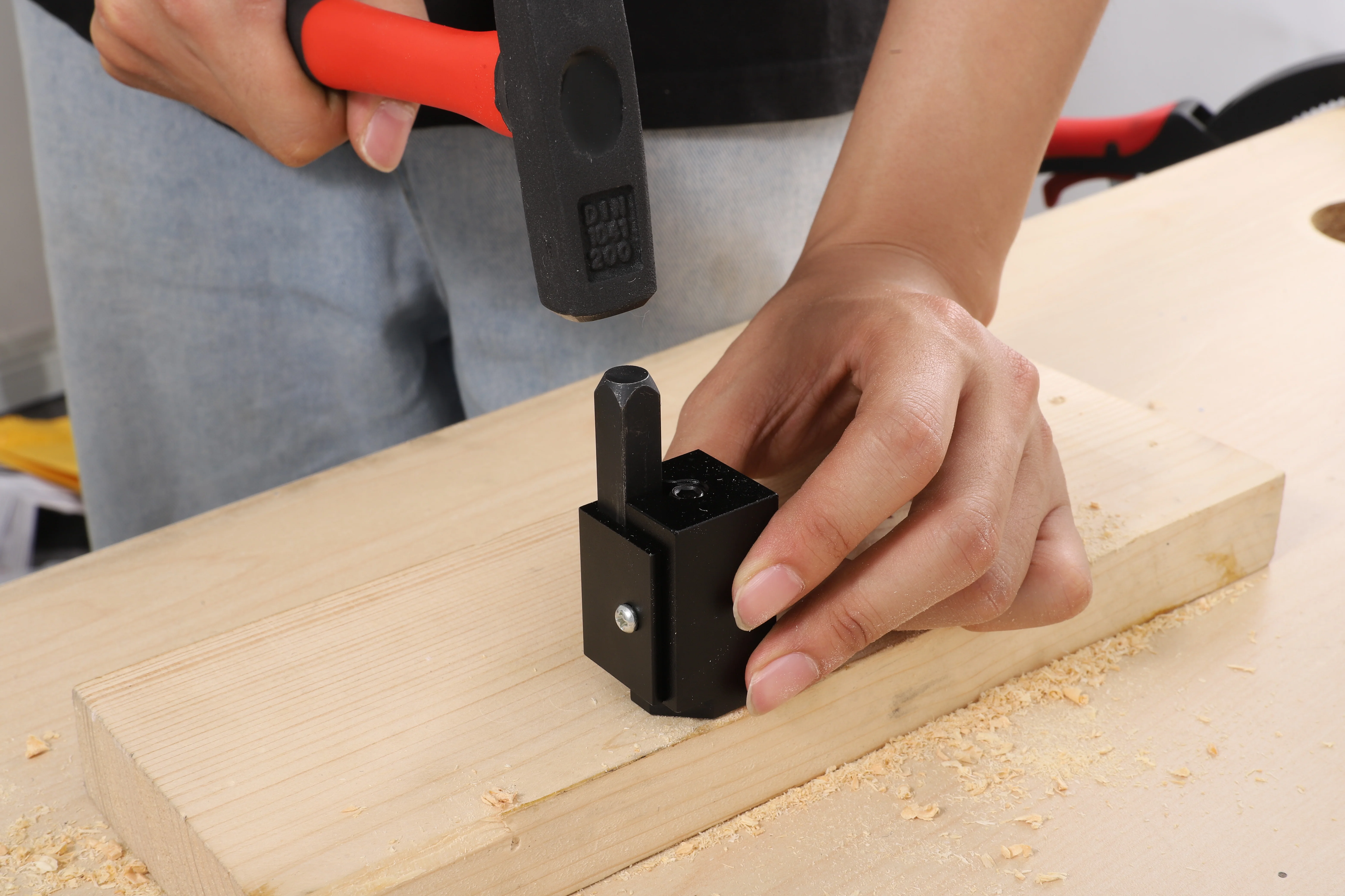 DELUXE CORNER CHISEL - Image 4