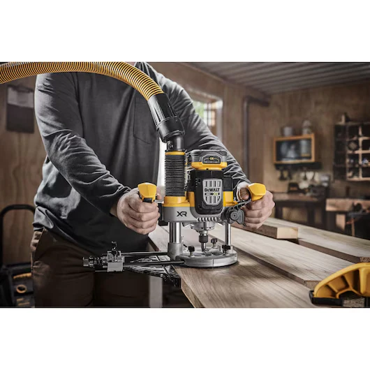 DEWALT PLUNGE ROUTER 2 1/4 HP TOOL ONLY - Image 10