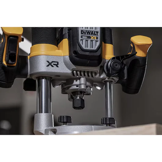 DEWALT PLUNGE ROUTER 2 1/4 HP TOOL ONLY - Image 17