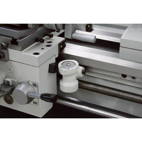 12" X 28" METAL LATHE 1.5HP - Image 5