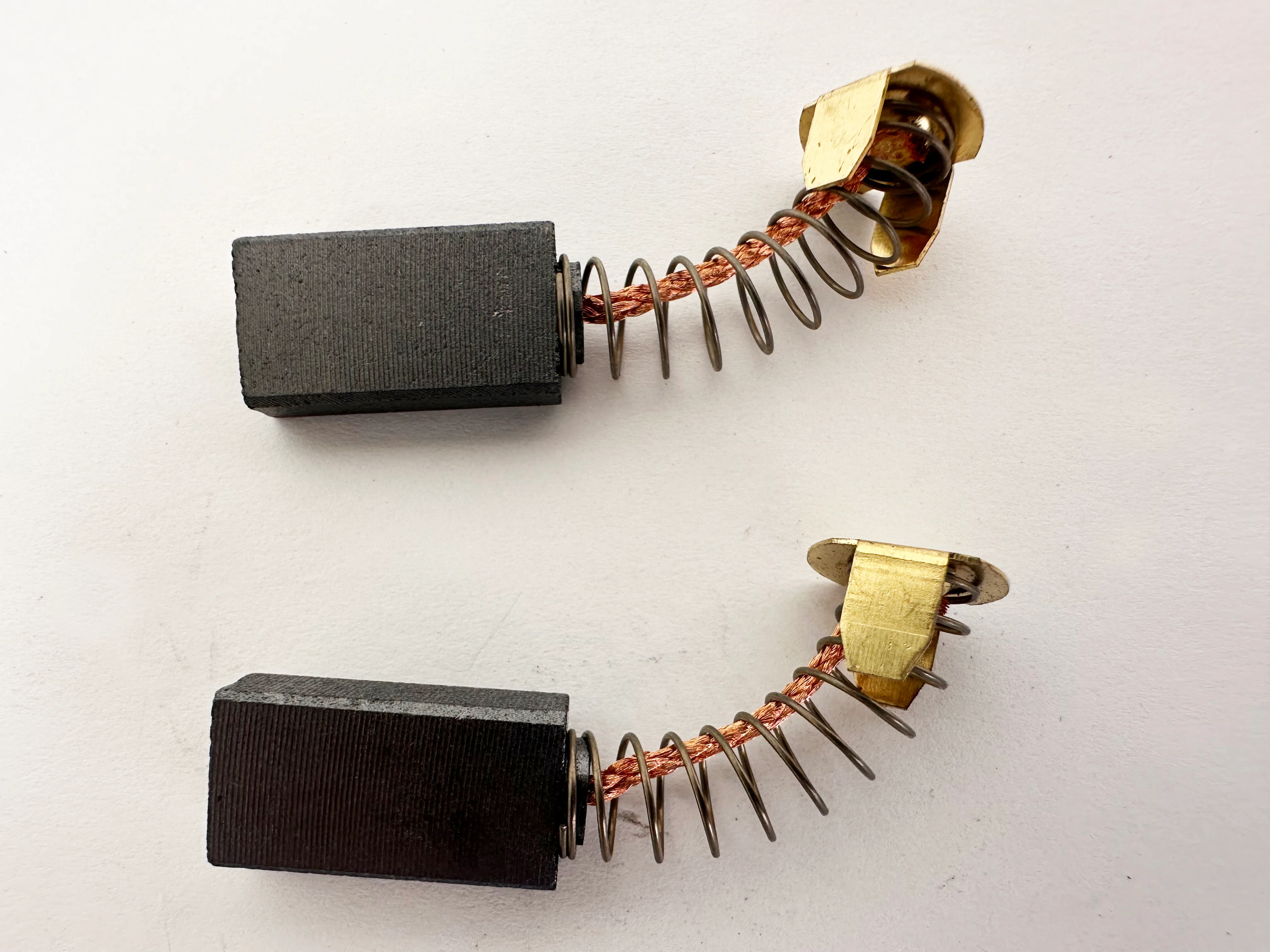 MOTOR BRUSH PAIR FOR CT226MOT - Image 2