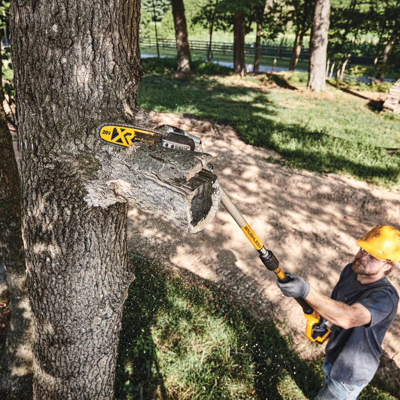 POLE SAW 20V TOOL ONLY DEWALT - Image 6